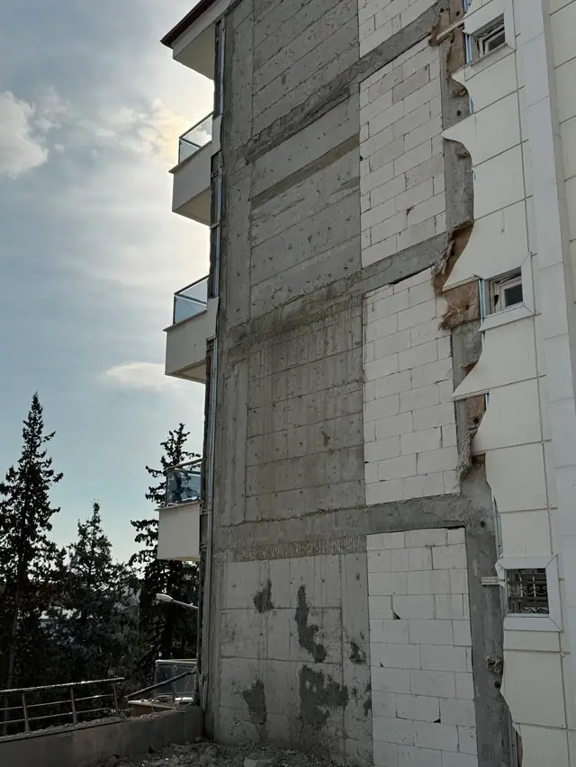 Foto de obra de Meva1 Mühendislik 10 — refuerzo estructural y renovación urbana