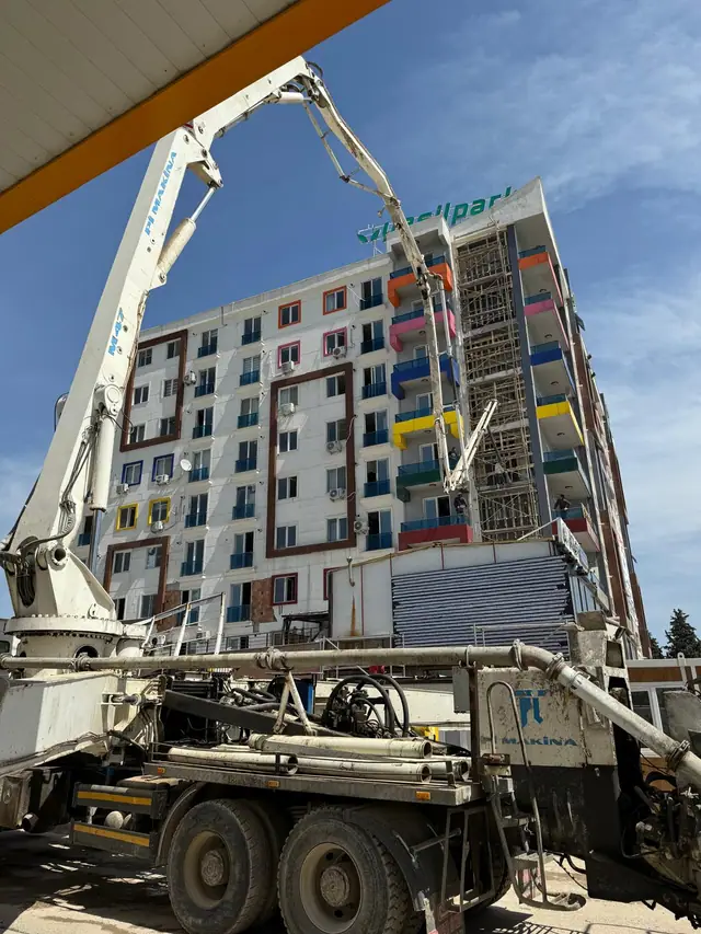Foto de obra de Meva1 Mühendislik 43 — refuerzo estructural y renovación urbana