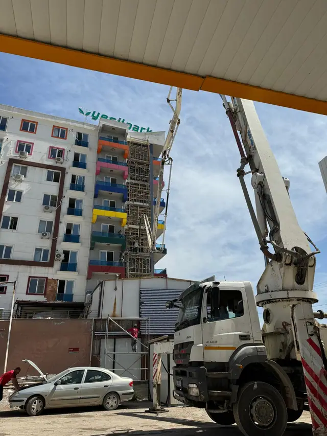 Foto de obra de Meva1 Mühendislik 44 — refuerzo estructural y renovación urbana