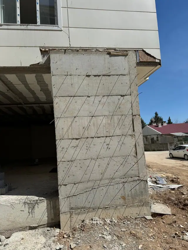 Foto de obra de Meva1 Mühendislik 45 — refuerzo estructural y renovación urbana
