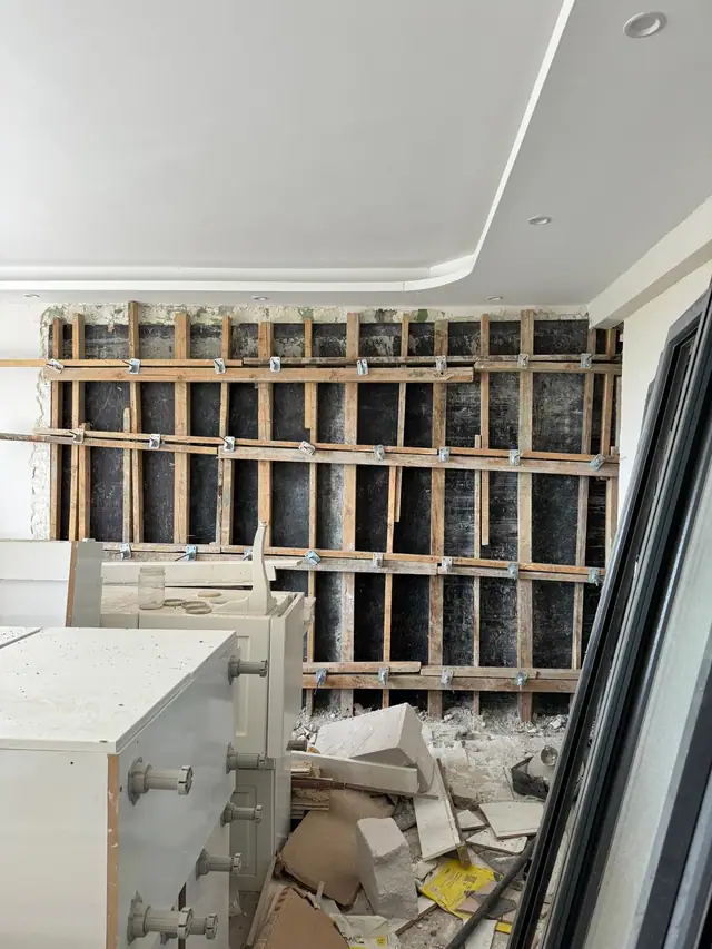 Foto de obra de Meva1 Mühendislik 60 — refuerzo estructural y renovación urbana