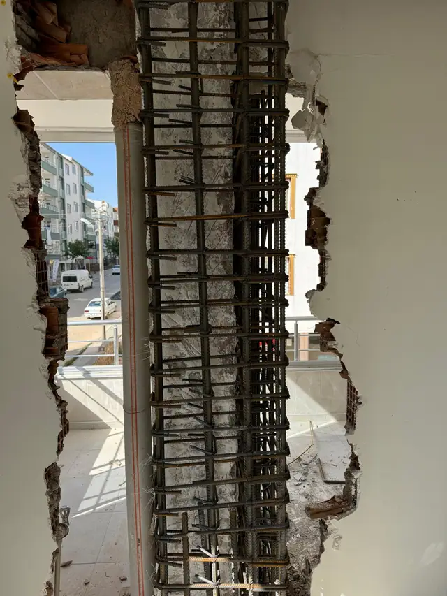 Foto de obra de Meva1 Mühendislik 75 — refuerzo estructural y renovación urbana