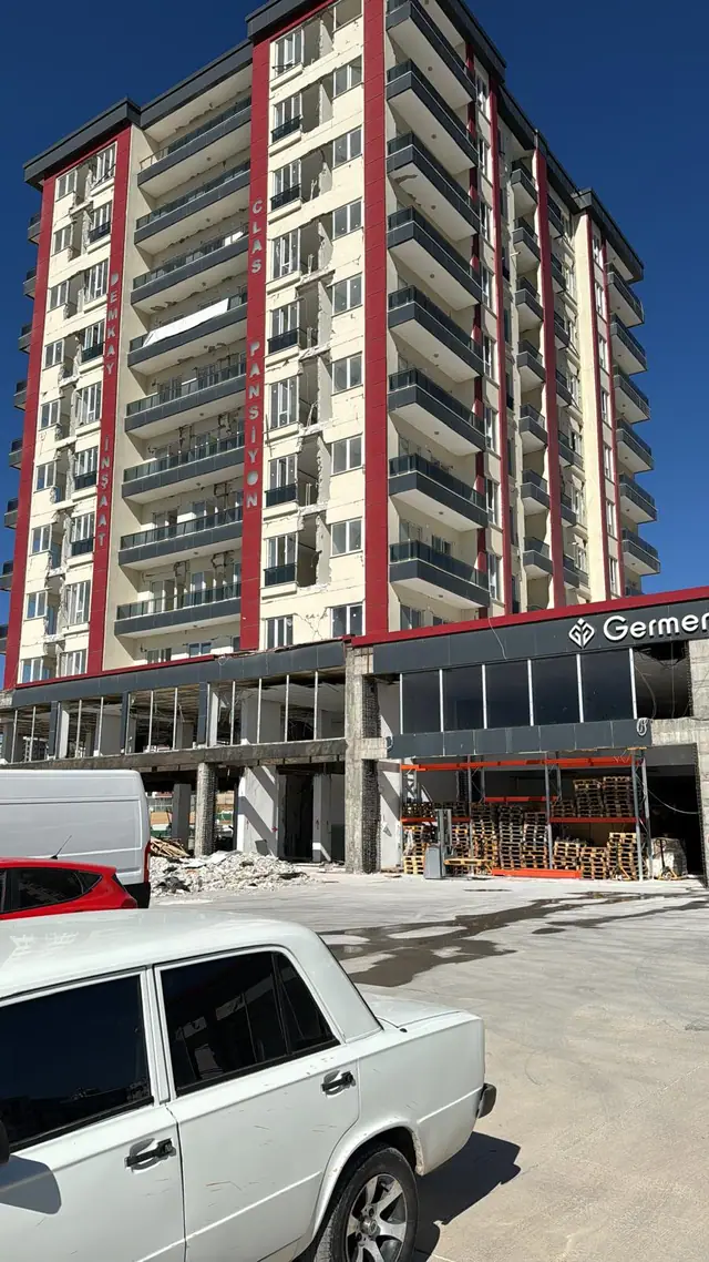 Foto de obra de Meva1 Mühendislik 113 — refuerzo estructural y renovación urbana
